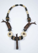 Vintage Womens Necklace Wood Carved Wooden Africian Giraffes Safari Chunky - $22.76