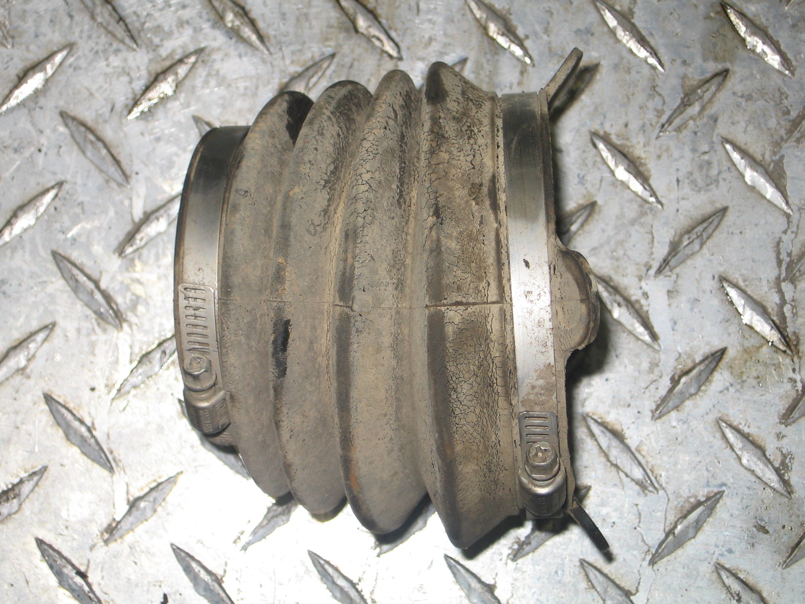 KAWASAKI 2002 PRAIRIE 650 4X4 SWING ARM BOOT PART 22,269 ATV Parts