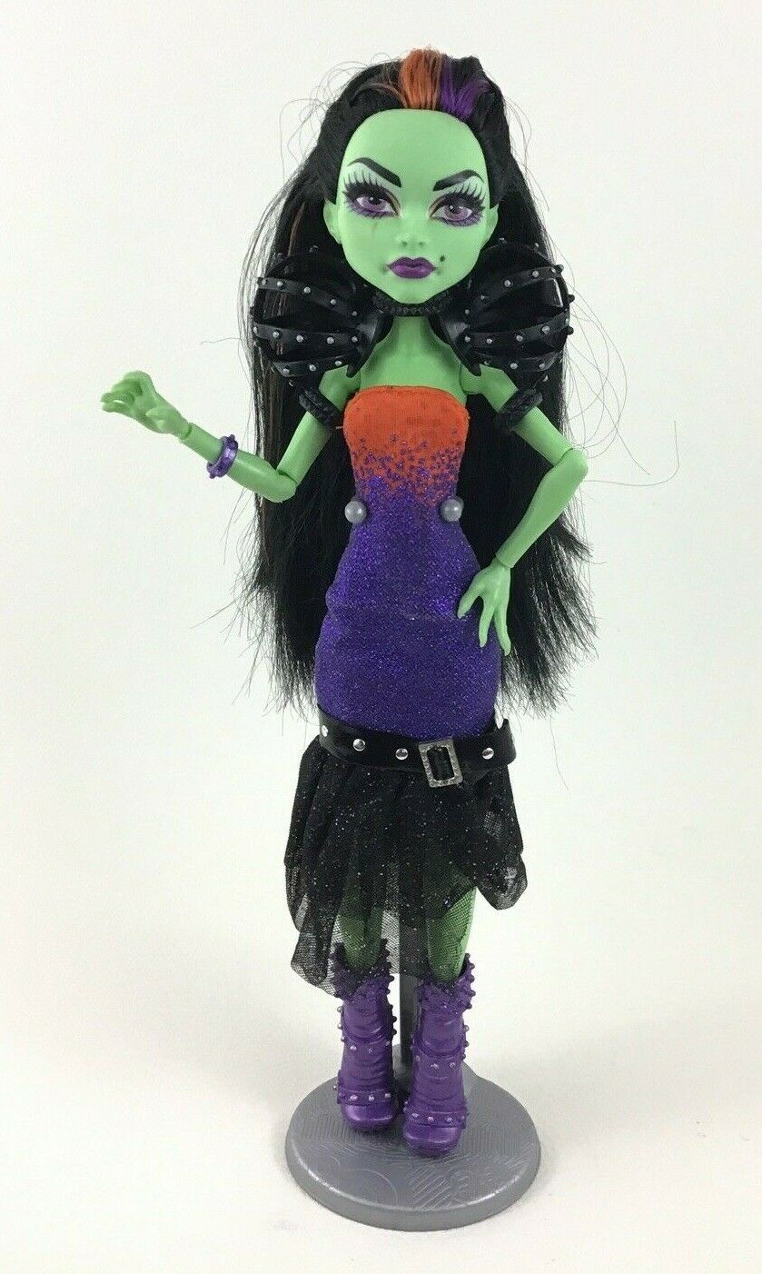 Monster High Doll Casta Fierce Witch 11 Doll Toy With Outfit