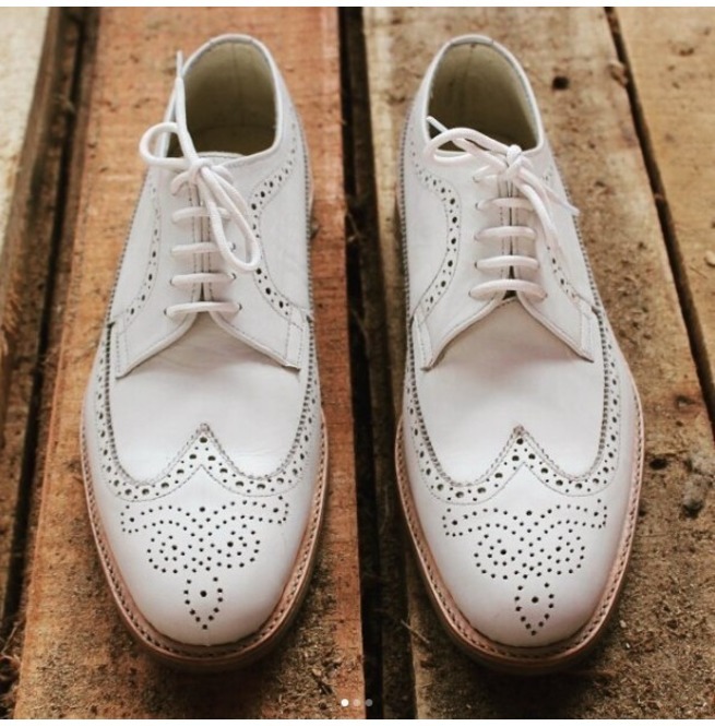 Handmade Men's Wingtip Brogue Crepe Sole Shoes, White Leather Shoes For Men