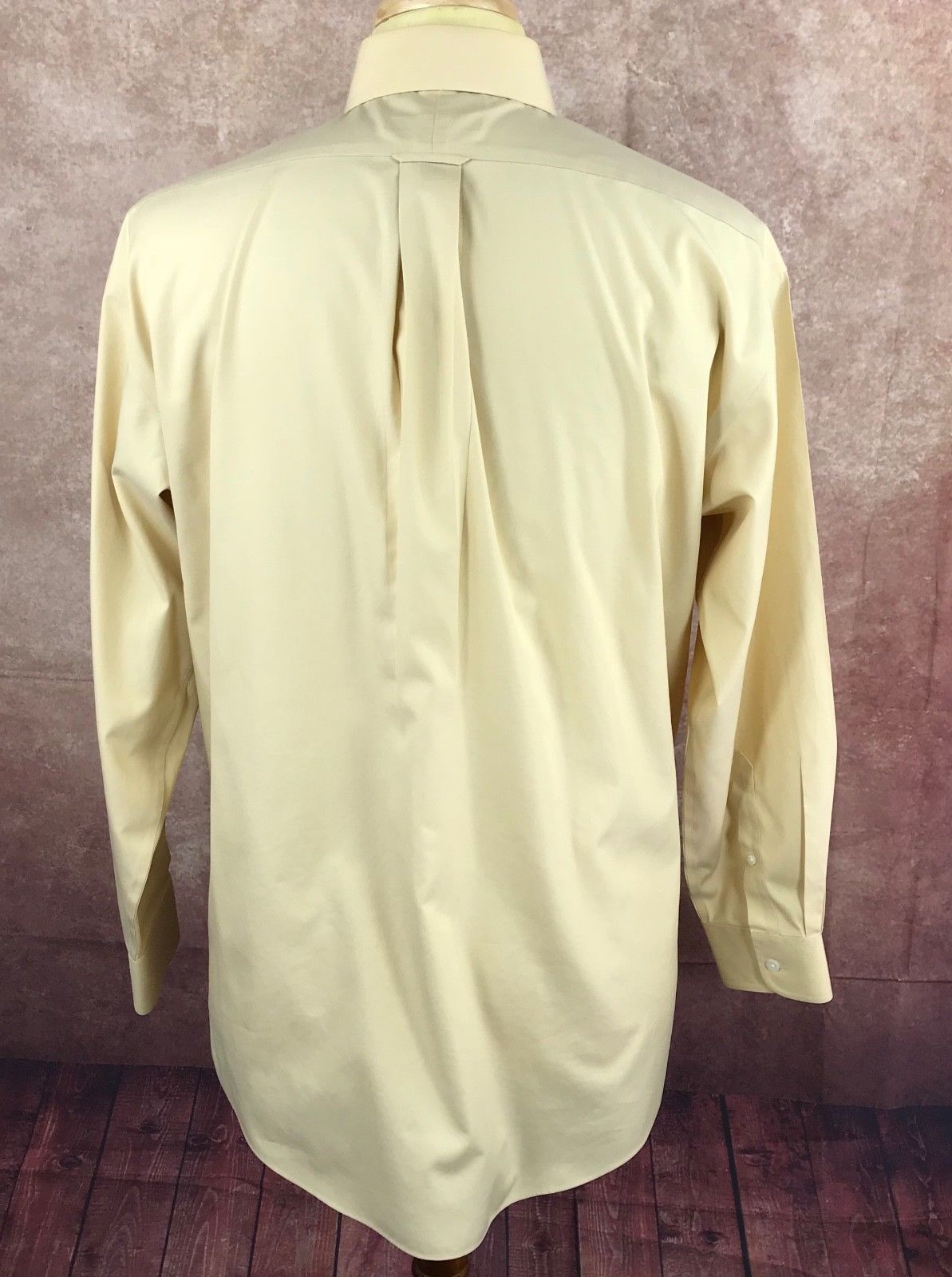 gold label roundtree and yorke dress shirts