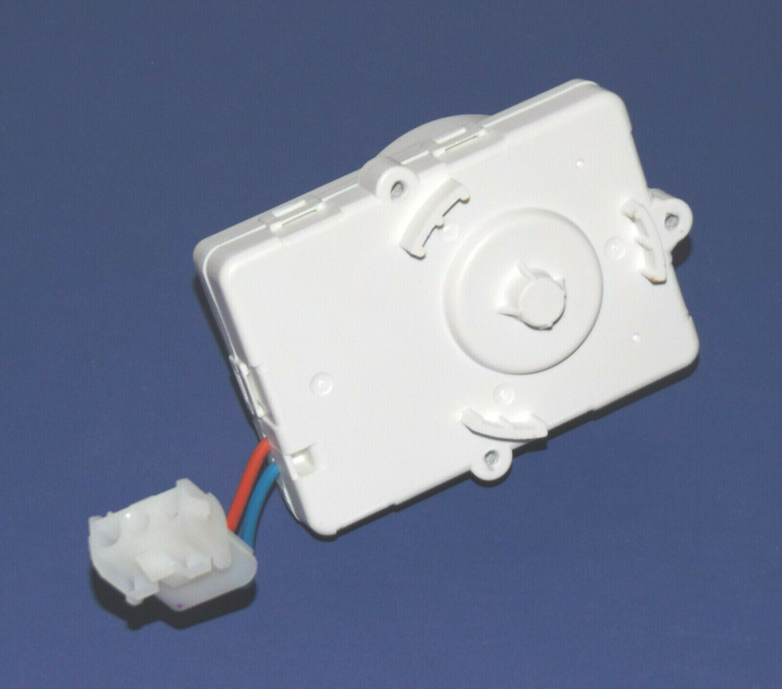 Kenmore Refrigerator Condenser Fan Motor (242018304 / 242018301