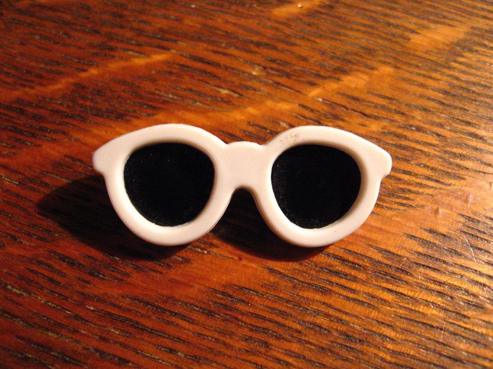 Sunglasses Lapel Pin Vintage 1980 S White Eyeglasses Glasses Preppy Hat Pin Other