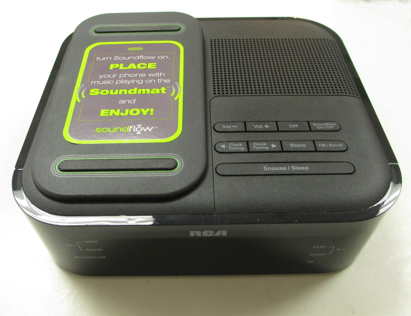 Rca Alarm Clock Rc250bkb fm clock radio with soundflow Alarm Clocks