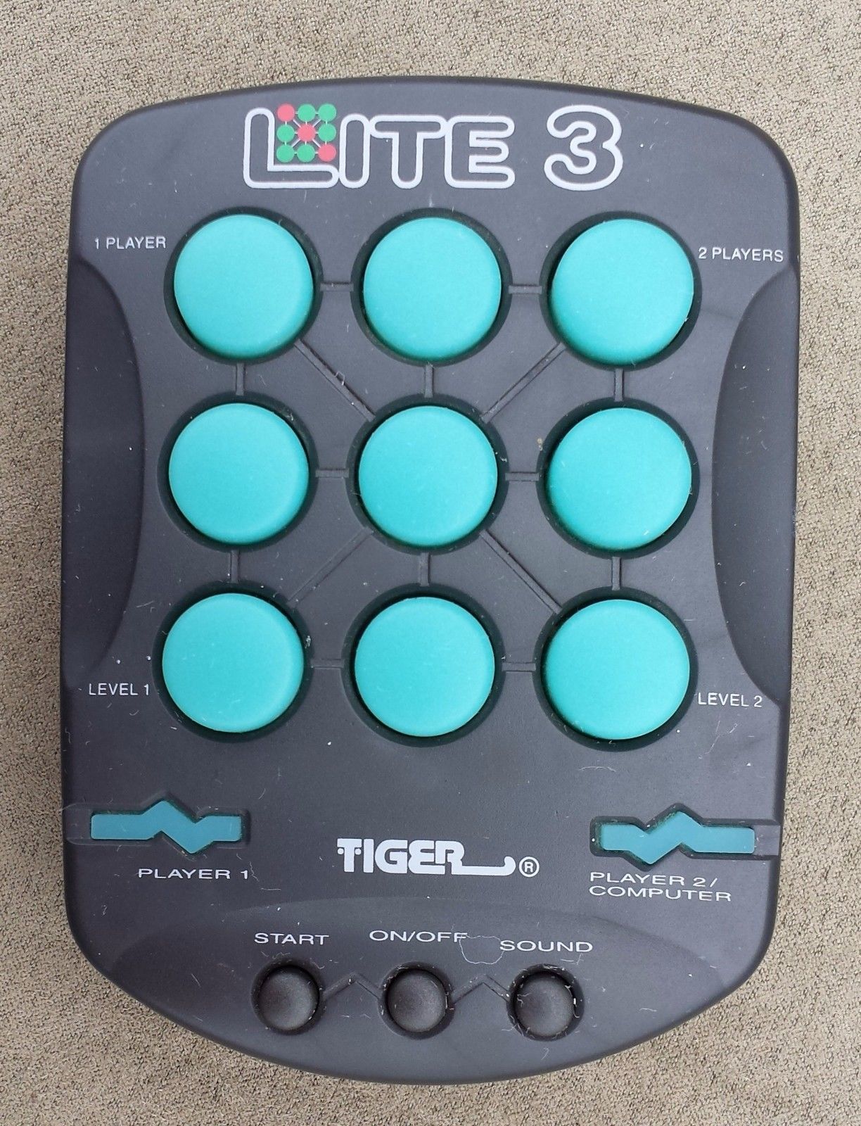 Game Electronic Light 3 Handheld Battery Operated 1996 Tiger Kids Fun