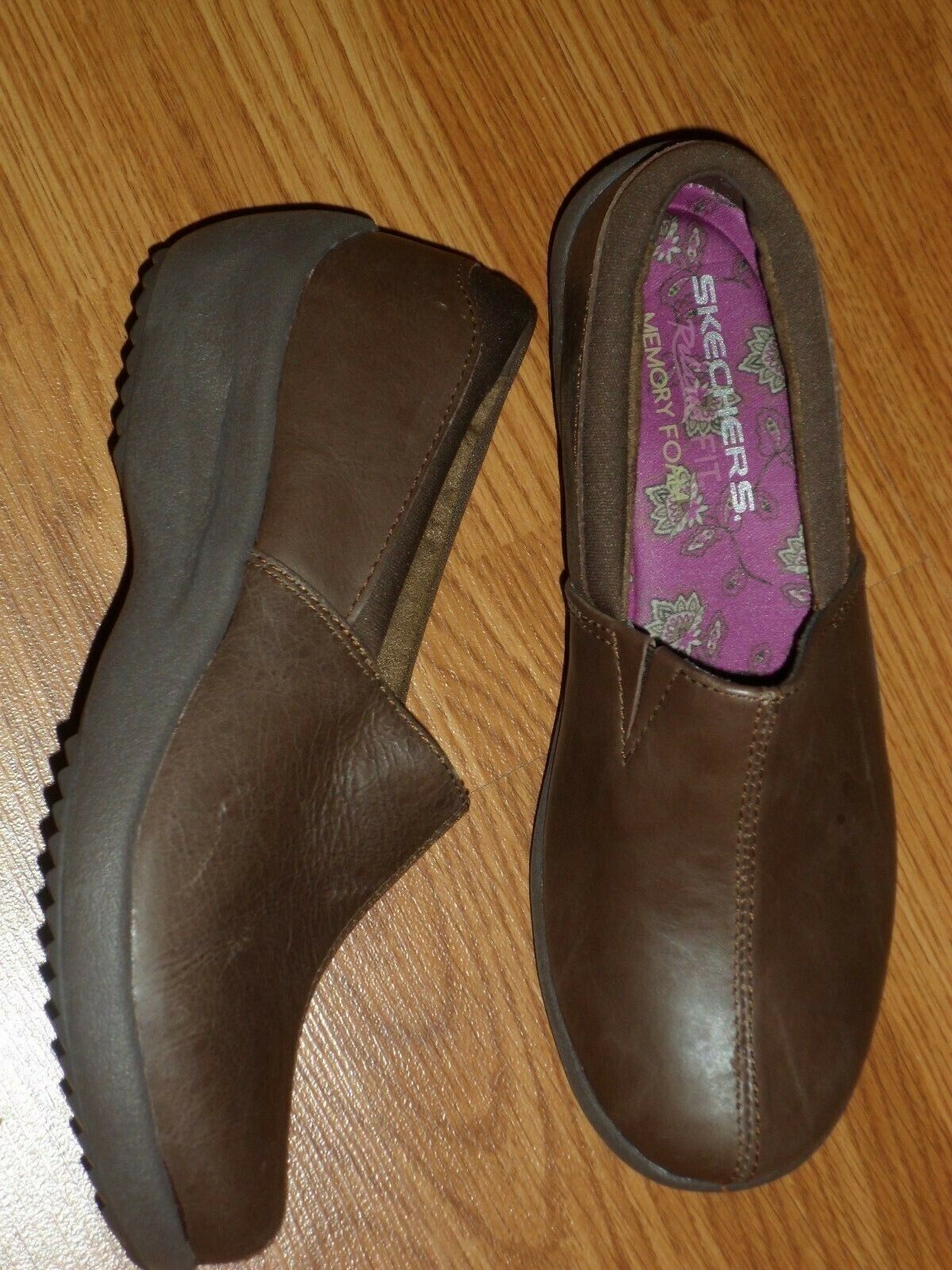 Skechers Women's Loafers Shoes Size 6M 