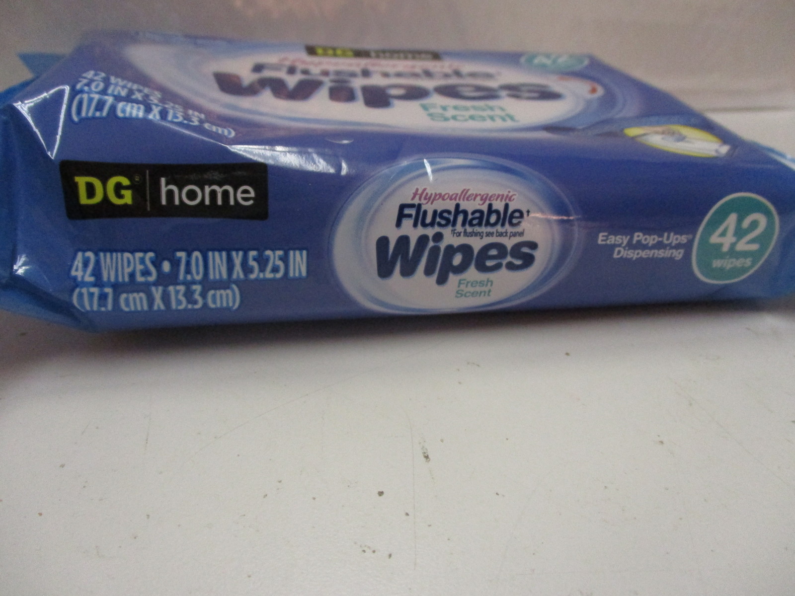DG Home 42 Flushable Wipes With Fresh Scent Cleaning Wipes & Pads