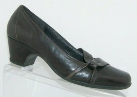 Clarks Artisan Fia brown leather round toe asymmetrical slip on block heels 9M - $31.43