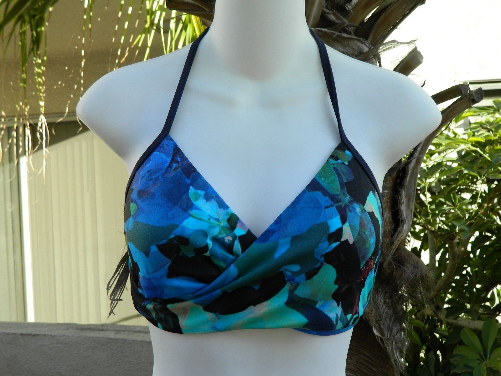 athleta shirrendipity halter bikini top