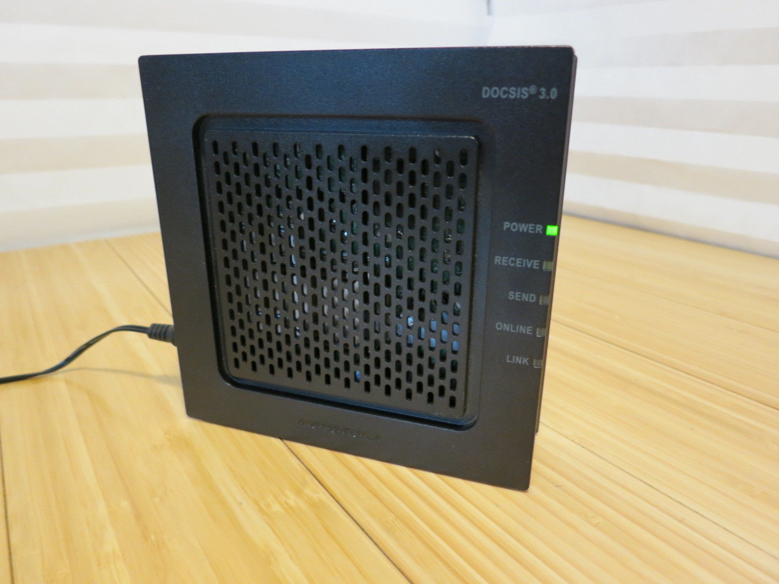 Motorola SB6120 Surfboard Extreme Cable Modem Docsis 3.0 Modems