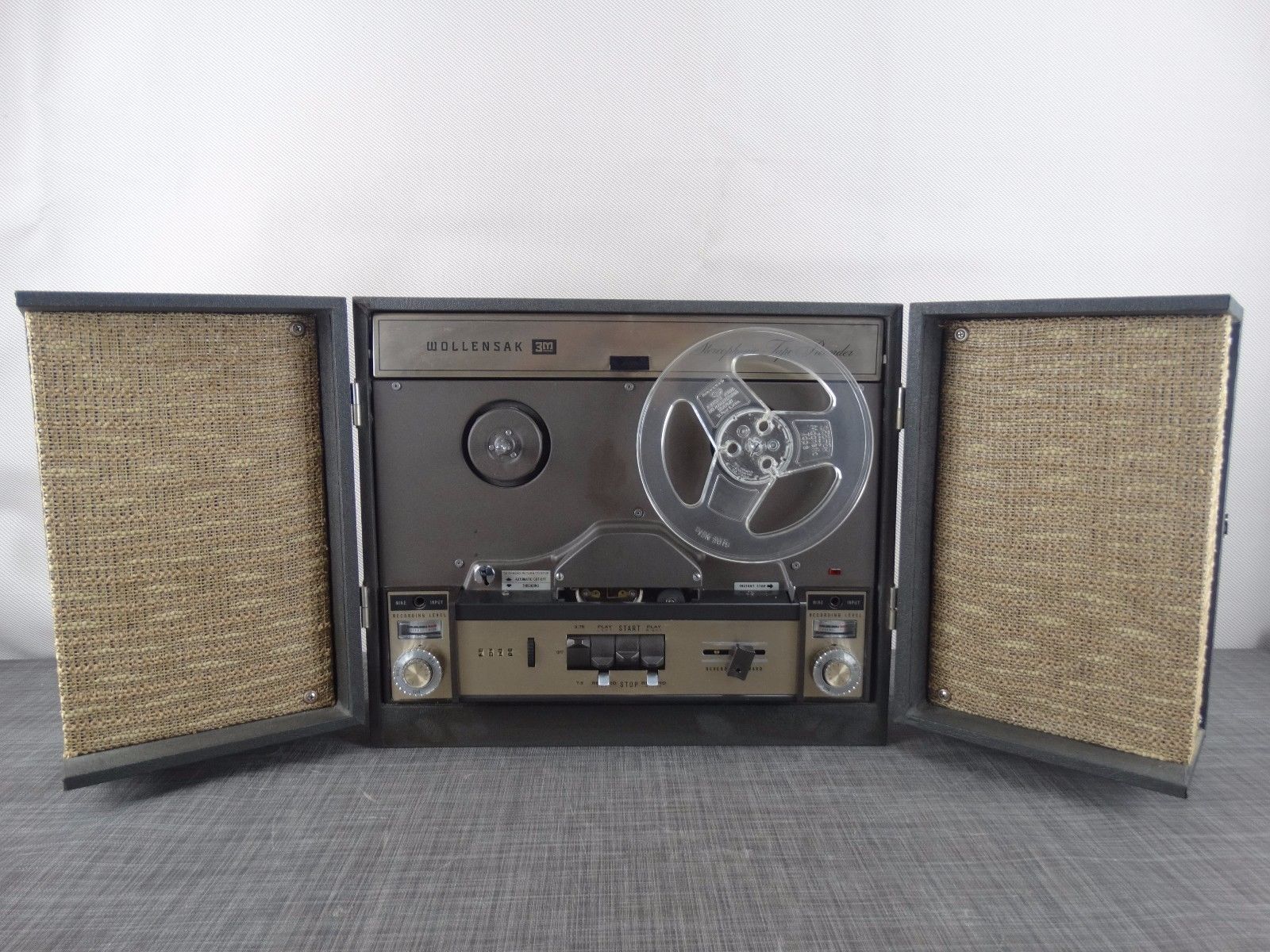 WOLLENSAK TAPE RECORDER ( STEREO MODEL 1280 FOR PARTS OR