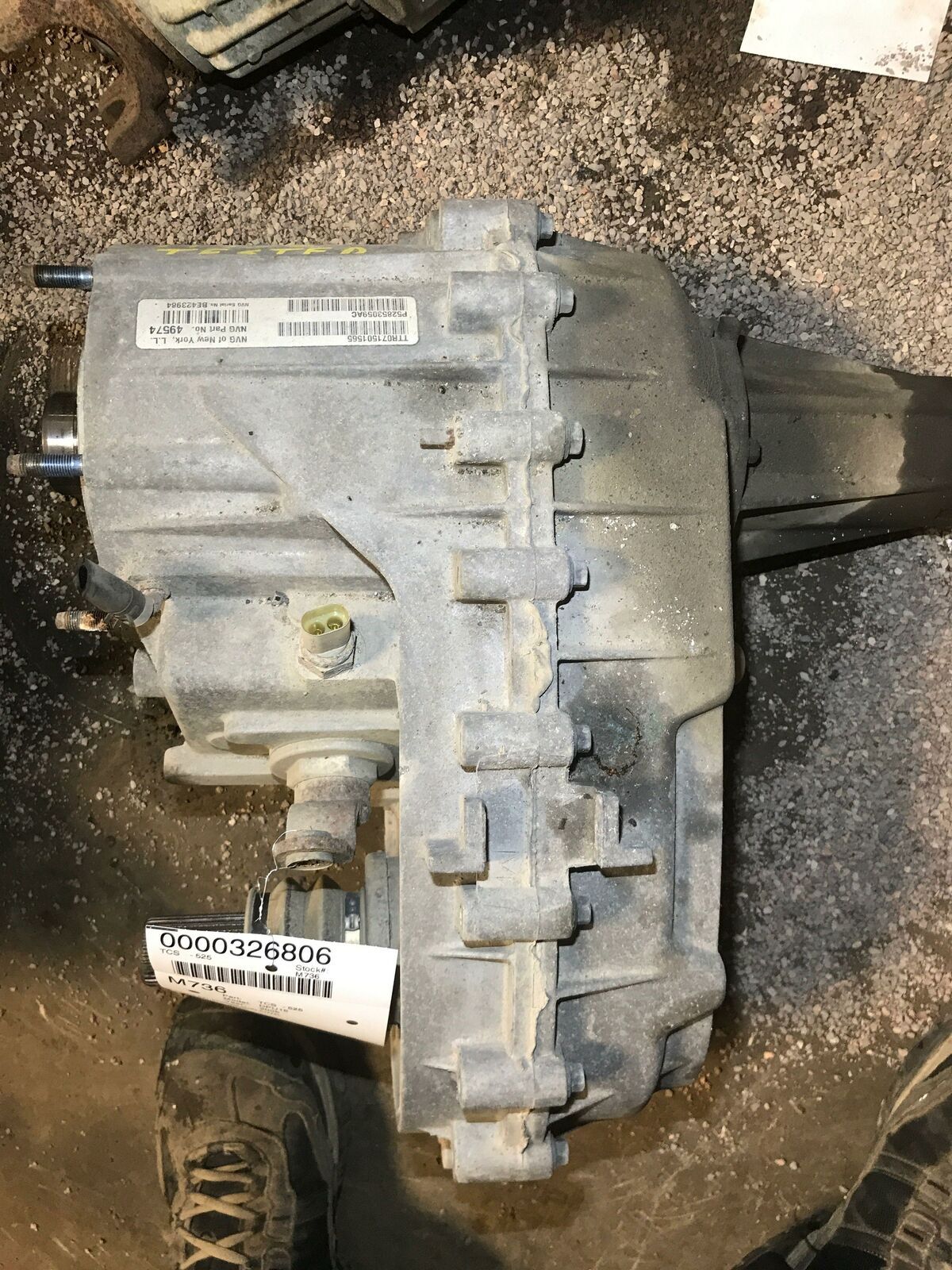 OEM 04 05 DODGE RAM 1500 Transfer Case model 241 (manual shift) M736