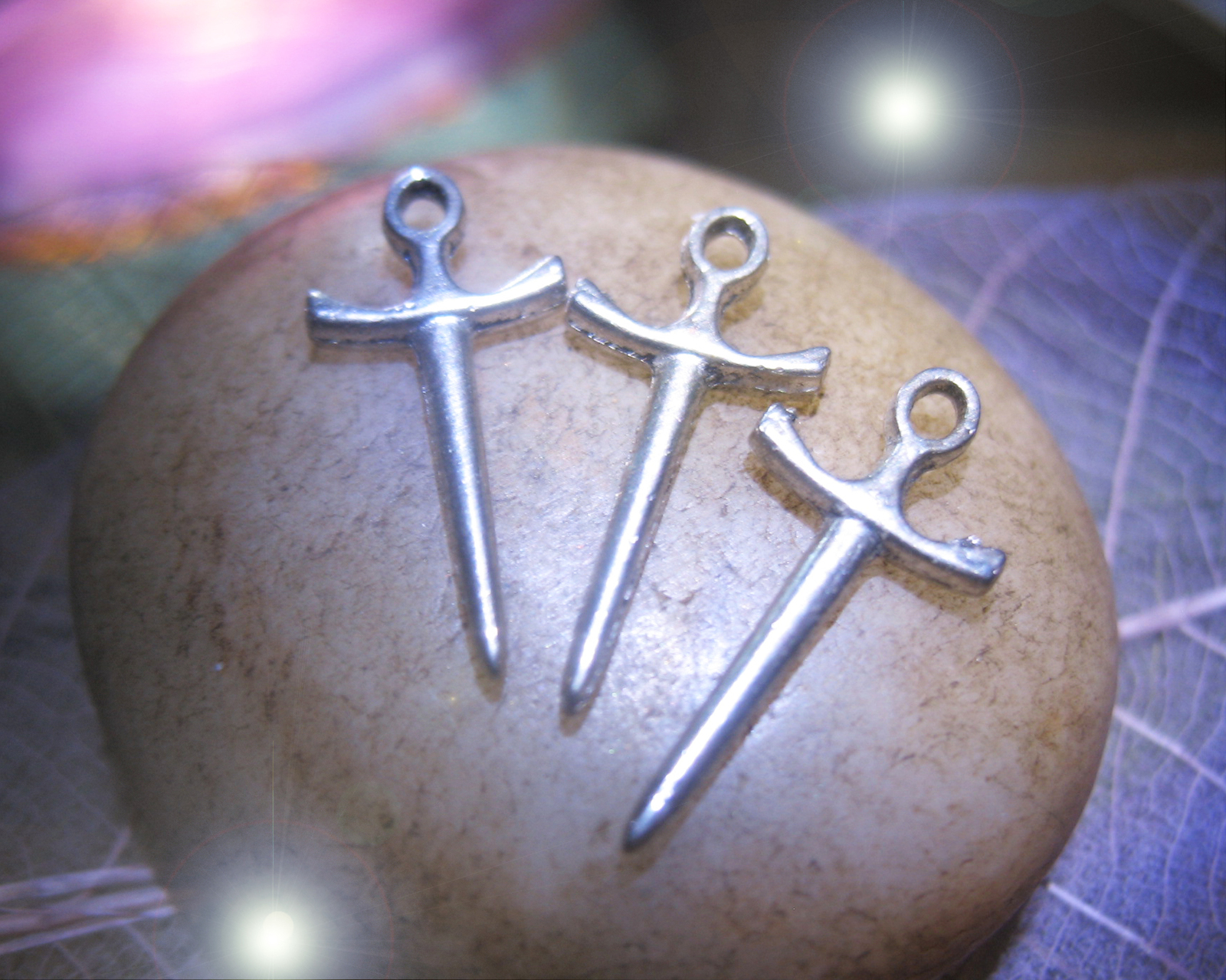  Haunted 1 CHARM FREE w $25 3X CUT TIES BREAK DARK CYCLES MAGICK Witch Cassia4 - Freebie