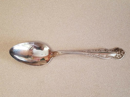 Vintage WMRogers &amp; Son AA Silver Plate Floral Design Serving Spoon - $9.85
