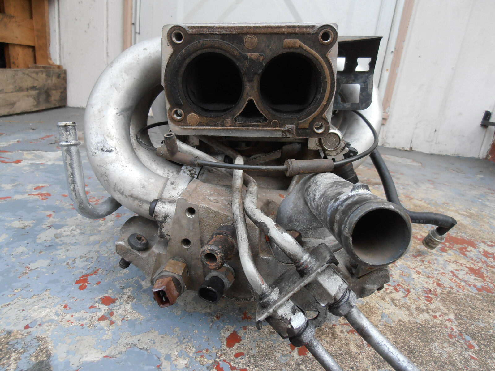 8592 TPI Tuned Port Injection Intake Manifold Camaro Corvette Runners