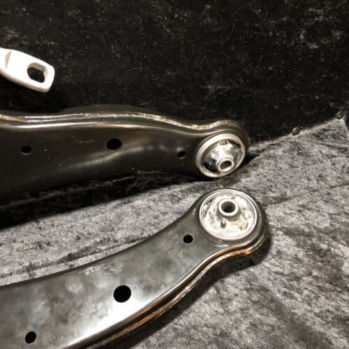 For Toyota Left And Right Control Arm 480680E050 & 480680E050