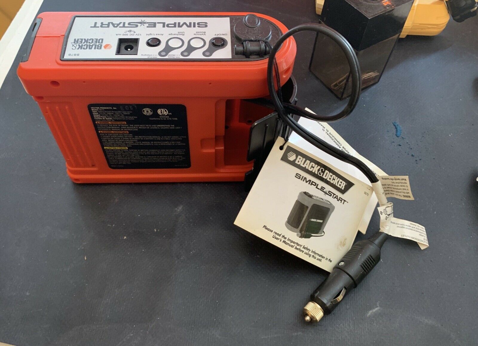 Black & Decker Simple Start Vehicle Battery Booster BB7B Everything Else