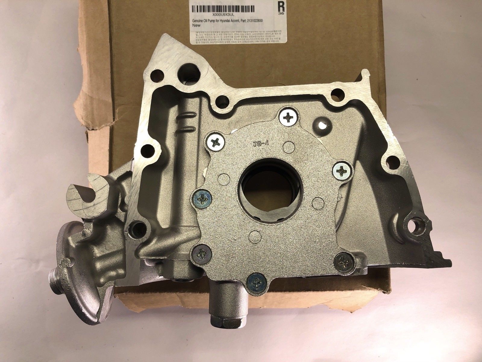 Genuine Hyundai Accent Oil Pump P/N 2131022650 Oil Pumps