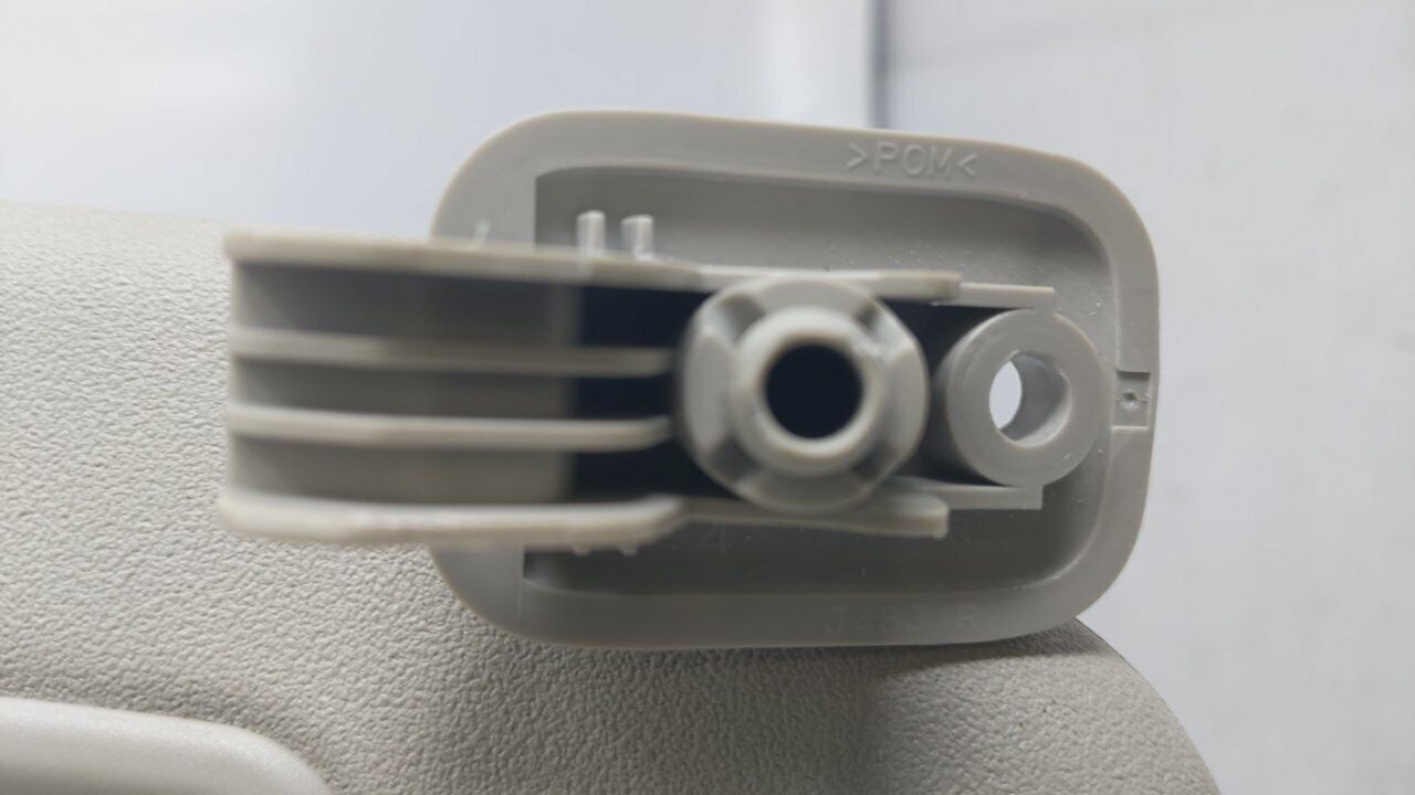 20102013 Mazda 3 Passenger Right Sun Visor Sunvisor Ivory R8s26b13