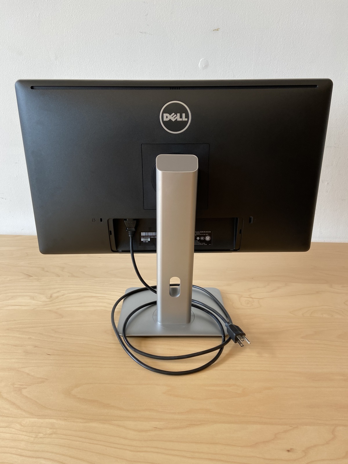 Dell P2414HB 25" LEDlit Monitor Monitors