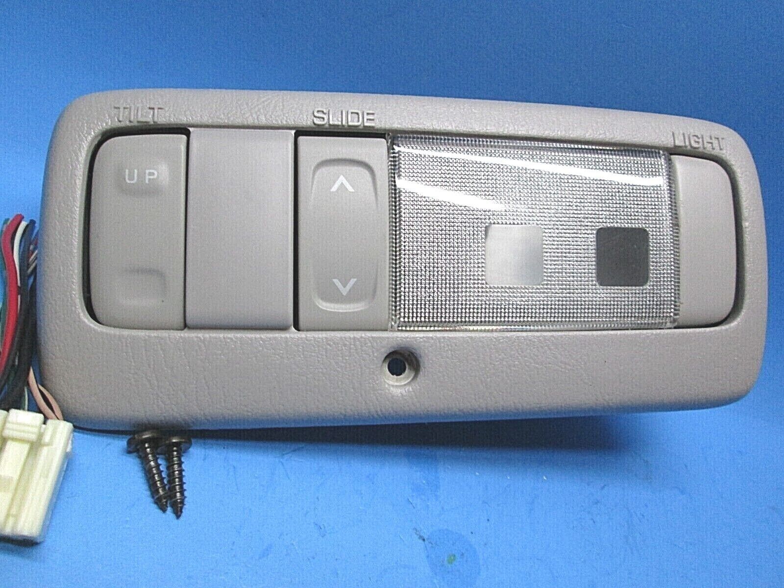 0308 Toyota Corolla Matrix Light Gray Overhead Dome Light Sunroof