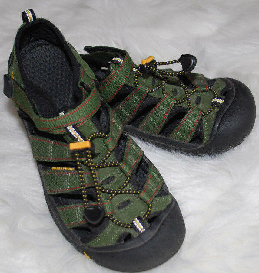 keen sandals size 6