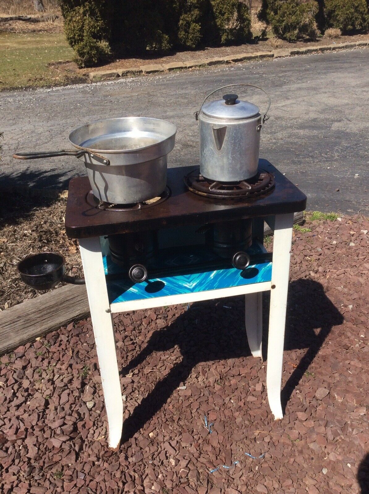 Vintage Metal 2 Burner Inside / Camping Kerosene Stove - Very Good ...