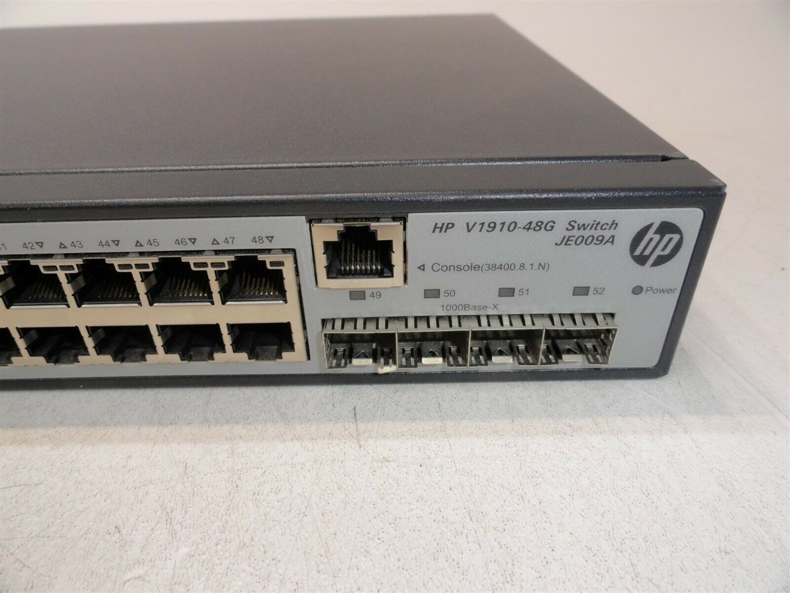 HP V191048G JE009A 48Port Gigabit Managed Switch Network