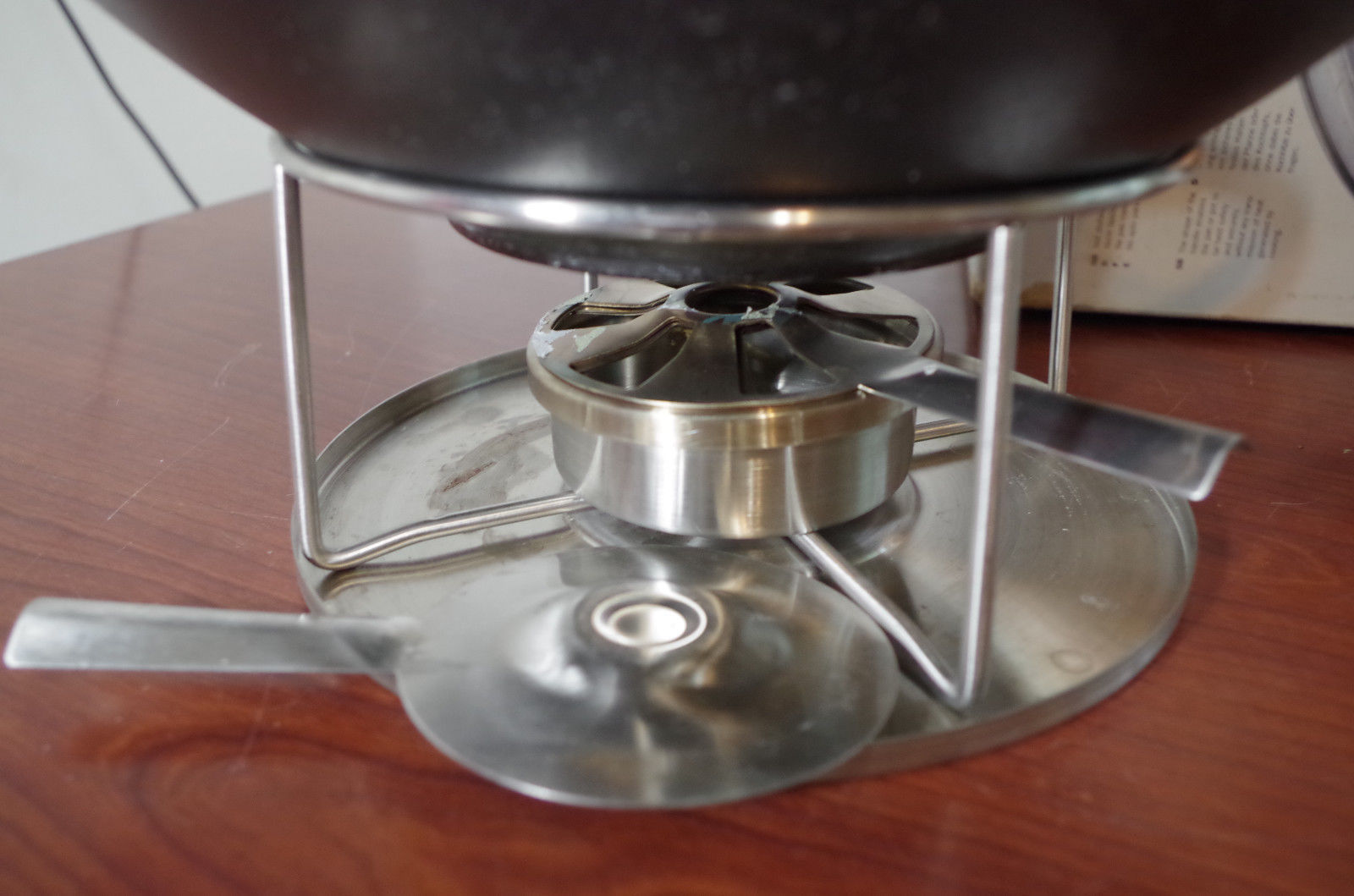 Bodum Cast Iron Wok Chambord Seasoned Finish w/ Burner Cookware