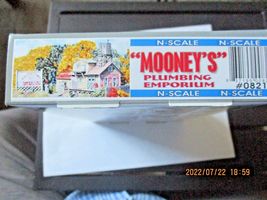 Bar Mills Scale Model Works #0821 "Mooney's" Plumbing Emporium Laser Kit N-Scale image 3
