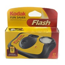 Kodak FunSaver 35mm Single Use Film Camera Max 400 Film 27 Exposure EXP O6/2006 - $14.82