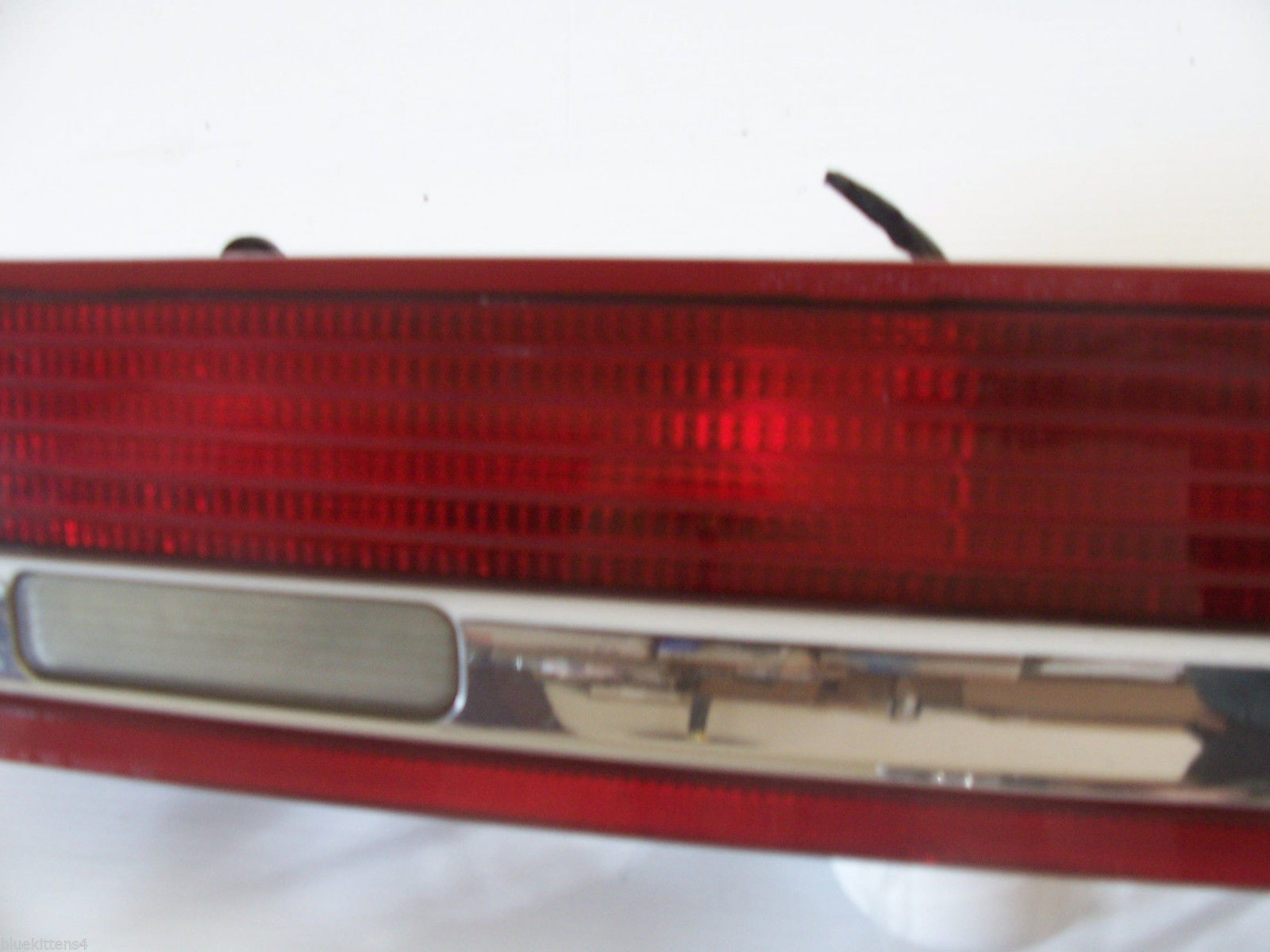 1990 1991 LESABRE RIGHT TAILLIGHT OEM USED GM ORIGINAL BUICK BRAKE TAIL