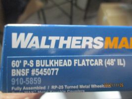 Walthers Mainline # 910-5859 BNSF P-S 60' Bulkhead Flatcar, (IL48') HO Scale image 4