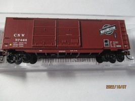 Micro-Trains # 06800510 Chicago & Northwestern 40' Double-Door Box Car N-Scale image 1
