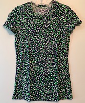 Lilly Pulitzer XS Karrie Top Short Sleeve T-Shirt Green Blue Leopard Pri... - $24.74