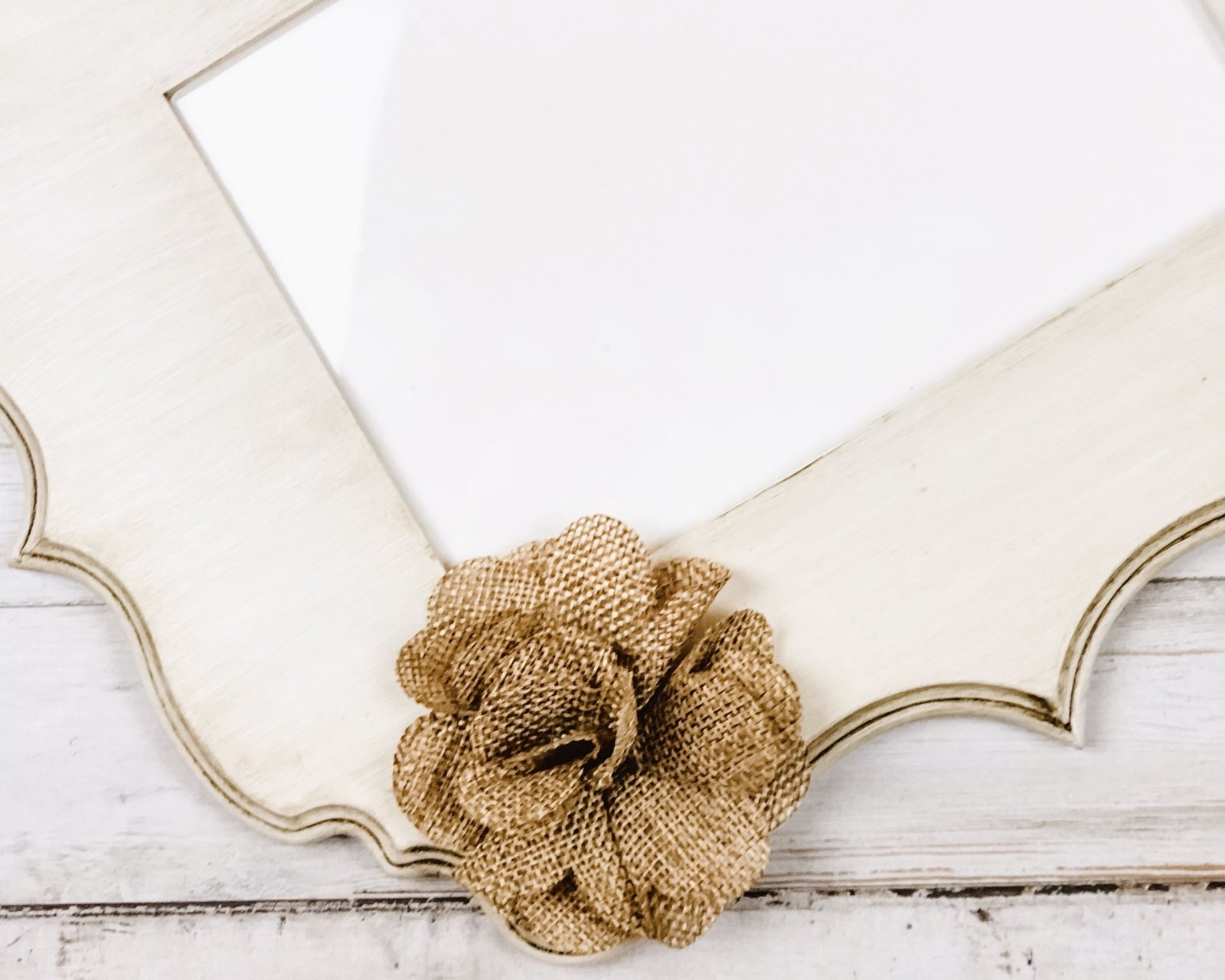 Antique white 5x7 embellished scallop wall gallery picture frame decor