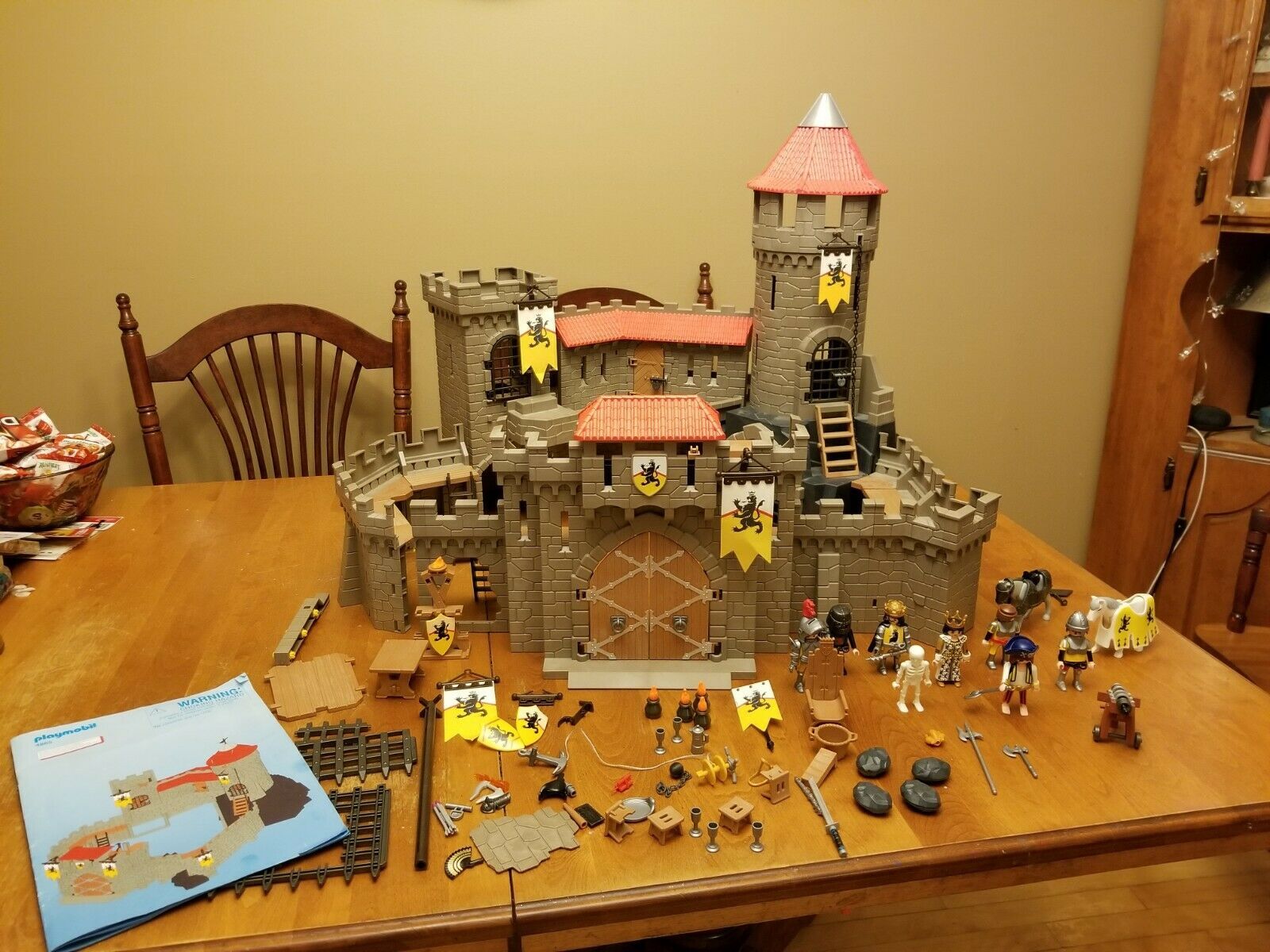 playmobil lion knights empire castle