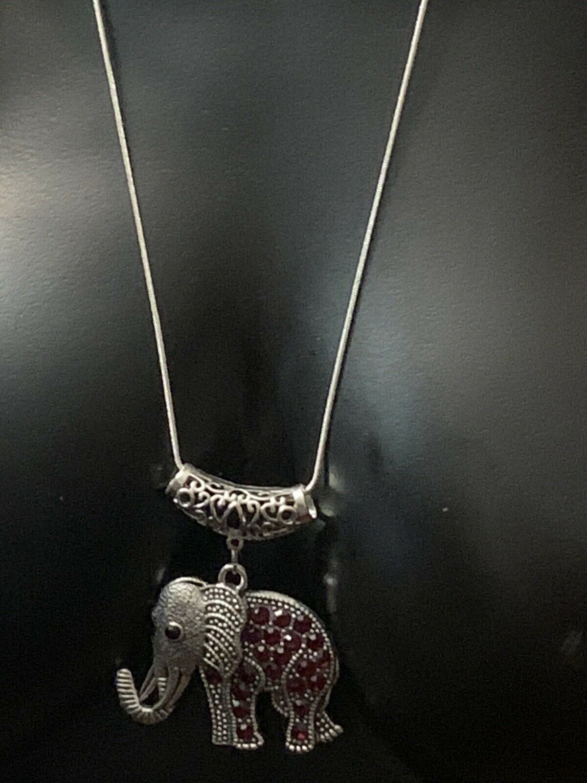 Unisex Fashion 925 Sterling Solid Silver And Alloy Rhinestone Elephant Necklace.