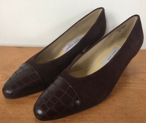 Primary image for Vtg Etienne Aigner Ann Marie Brown Suede Leather Chunky Victorian Heels 8M 38.5