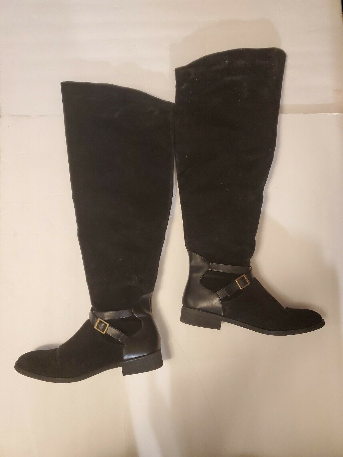 shoedazzle black boots