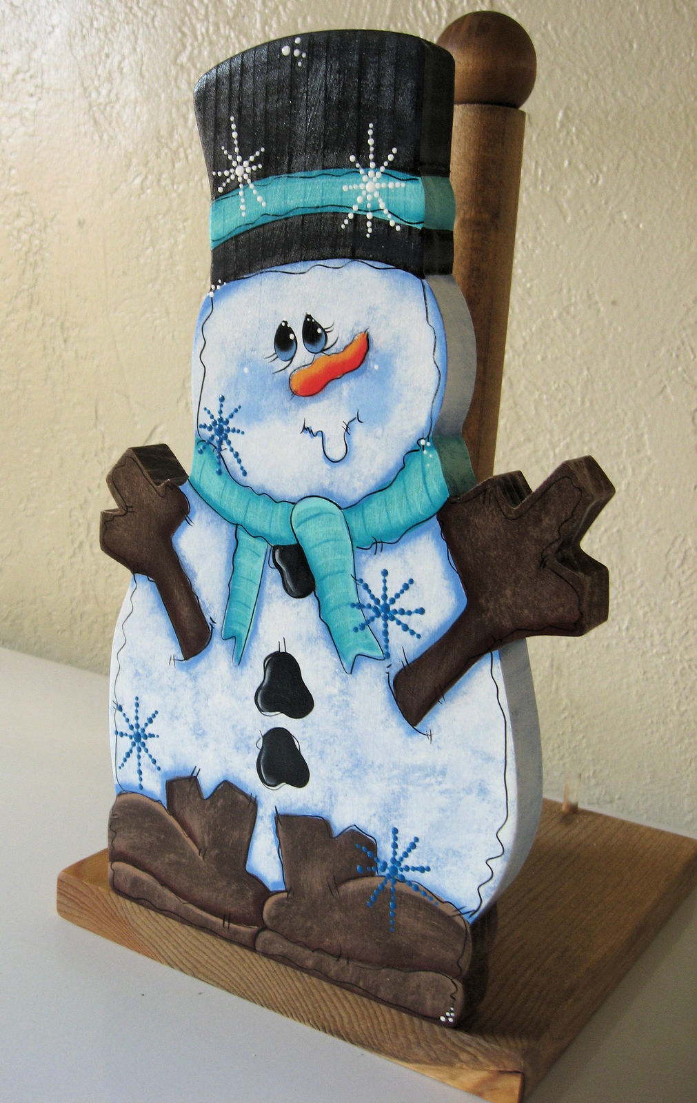 Paper Towel Holder, Snowman Theme, Kitchen Accents, Wood Snowman Décor