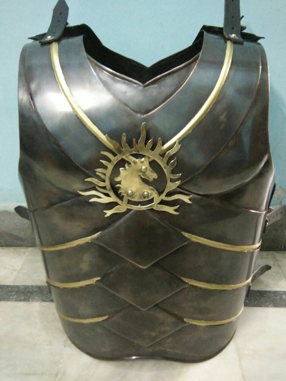 Bahubali Película Metal Armor Suit Mejor Calidad Medieval India Héroe ...