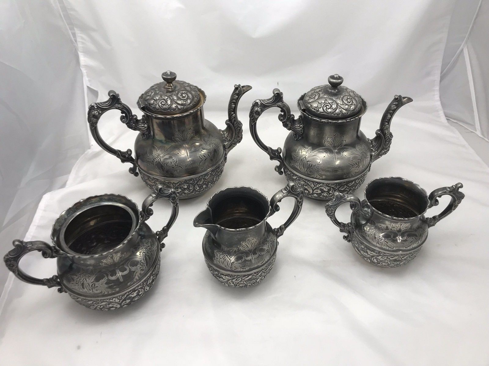 VINTAGE DERBY SILVER CO. QUADRUPLE PLATED STAMPED 5 Piece Tea Set - Other