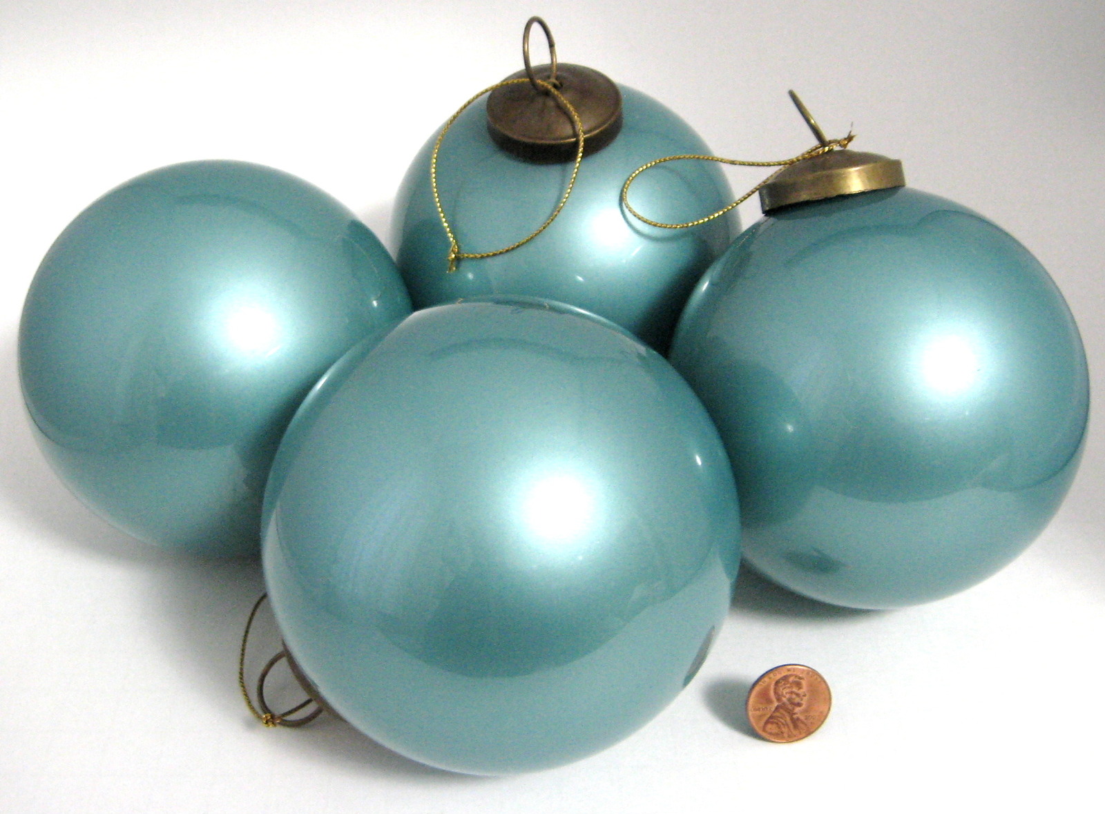 Pottery Barn Pearlized Aqua Blue Christmas Tree Ornaments 4 Large Glass 