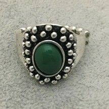 Paparazzi Jewelry Ring Please and Thank You Green Dainty Stretchy Band - $4.50