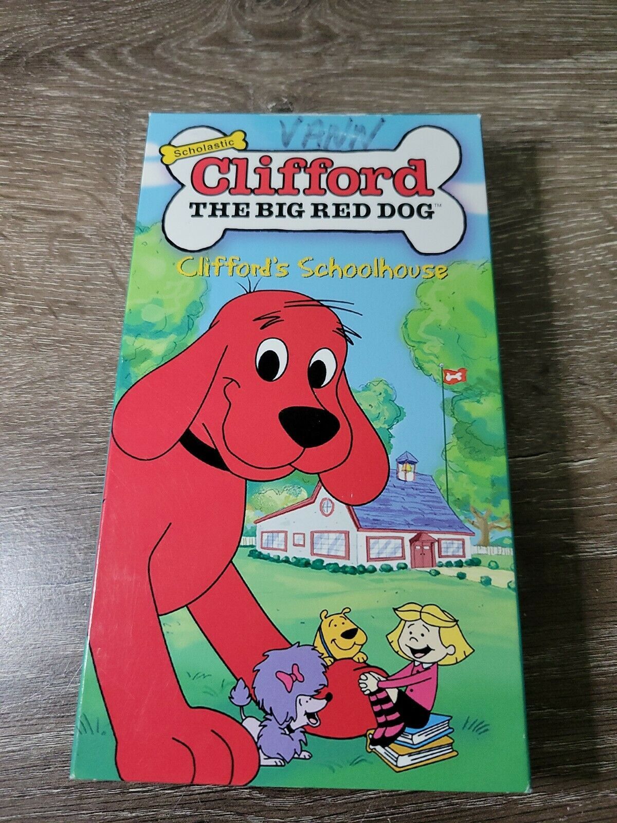 Clifford the Big Red Dog - Cliffords Schoolhouse (VHS, 2001) - VHS Tapes