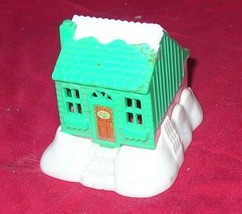 Vintage 1995 Bluebird Polly Pocket Christmas Winter Cabin House Toy + BONUS Gift - $14.95