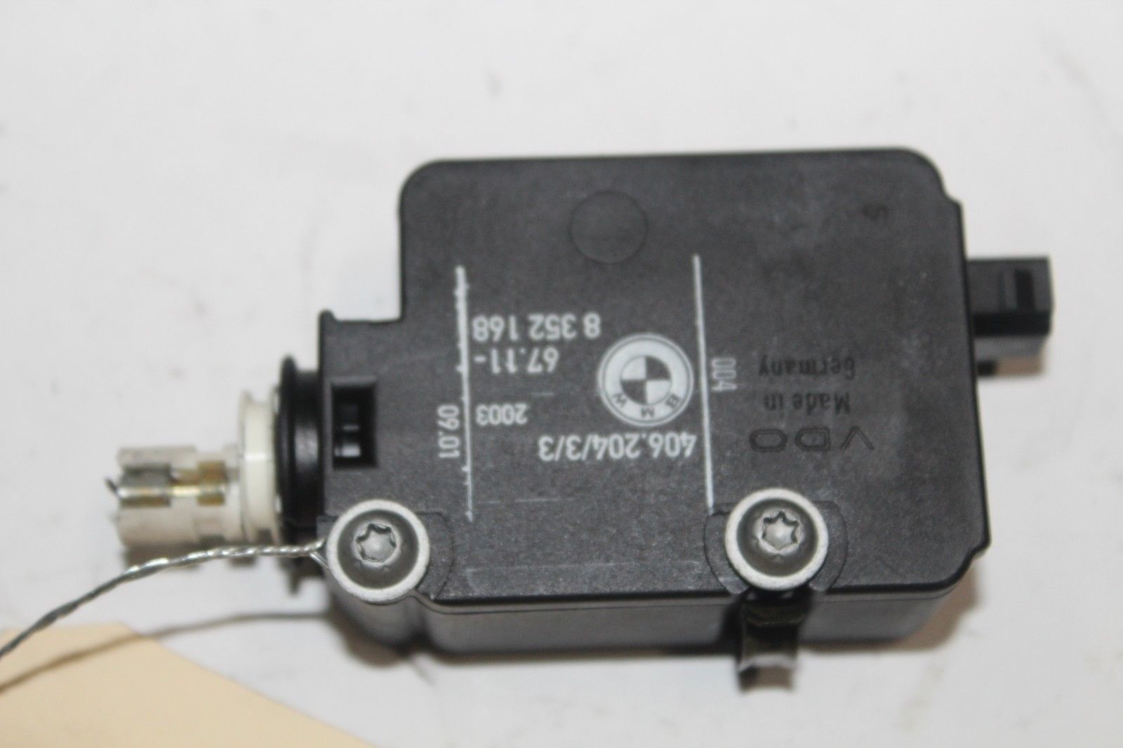 20032005 LAND RANGE ROVER FUEL DOOR RELEASE ACTUATOR K6106 Car