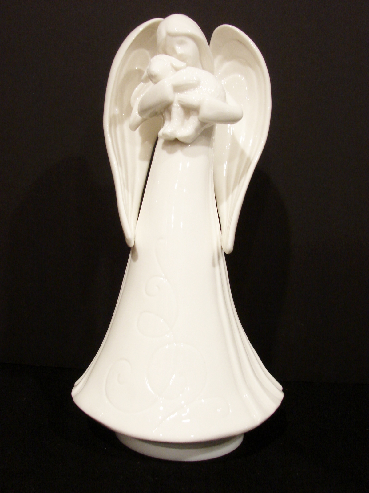 Gund "A Gift From Heaven" Porcelain Angel Musical Figurine Revolving