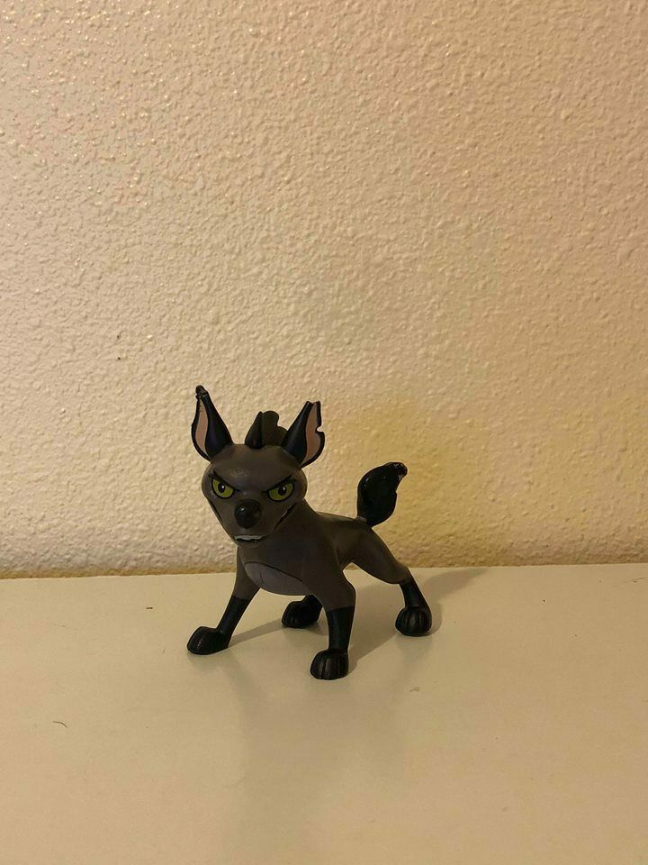 lion guard hyena figures